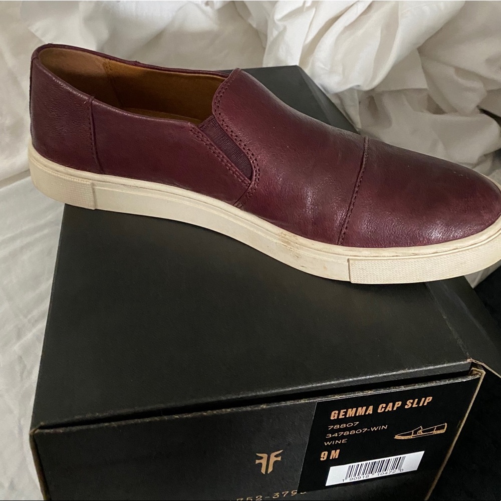 Frye Gemma Cap Slip